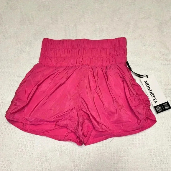 Mondetta Pants - MONDETTA STUDIO Smocked Waist Shorts. Carmine Pink. Size XS.NWTS!